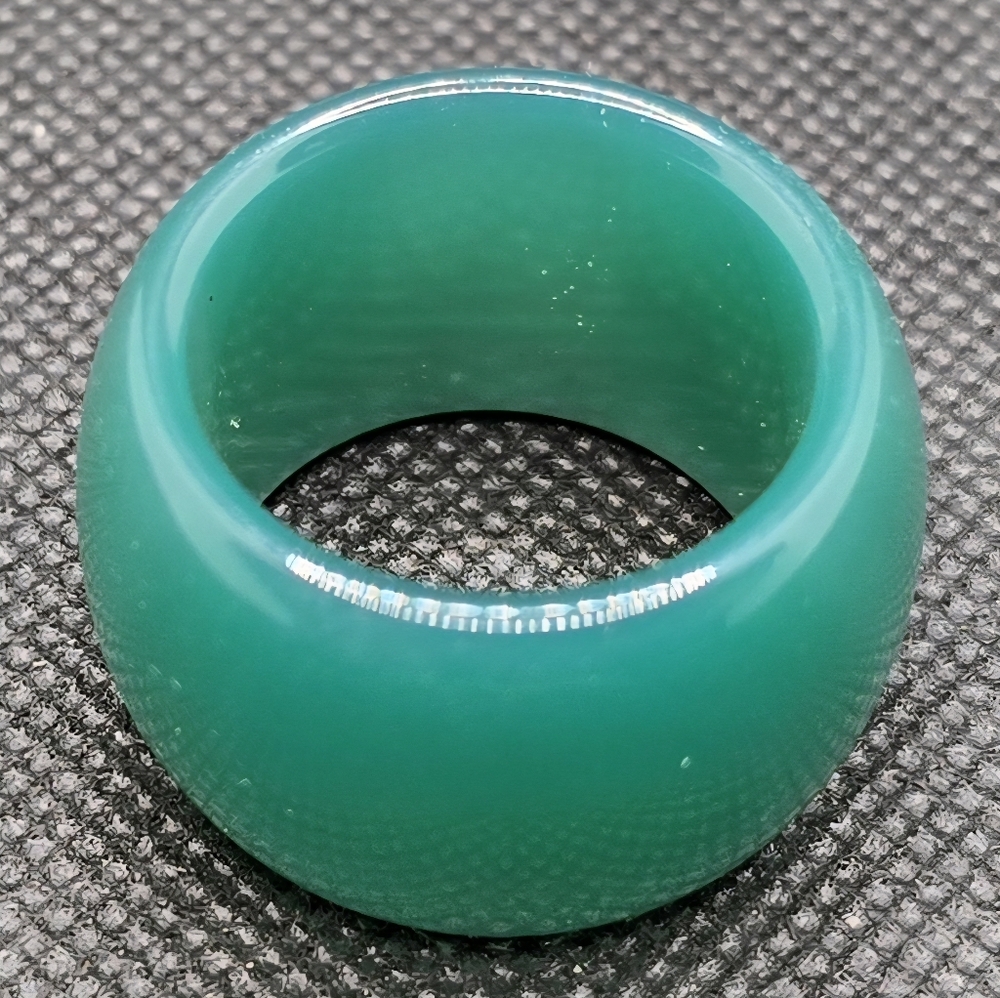 Vintage Chunky Green Lucite Statement Ring Size 13.5